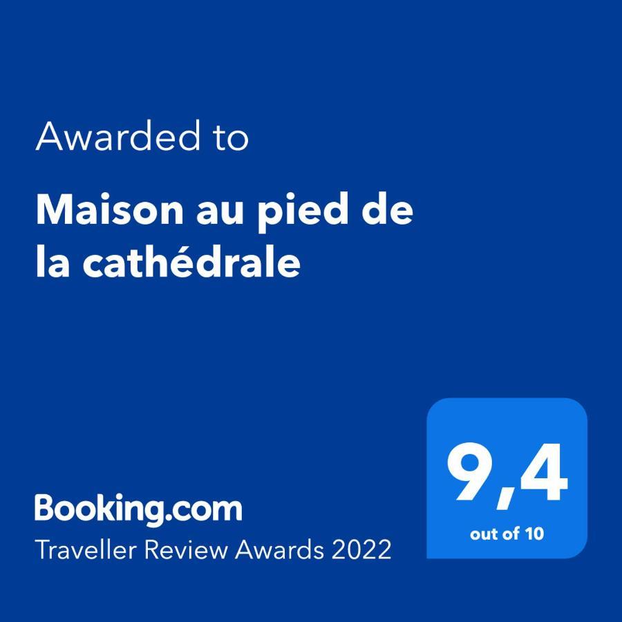 Maison Au Pied De La Cathedrale Elne Exterior photo